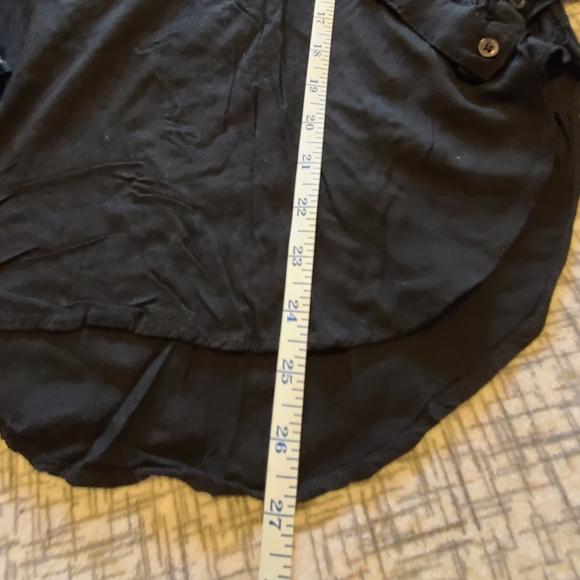 ❣️ Black Top [Youth/Teen Size]❣️BOGO - Picture 2 of 4